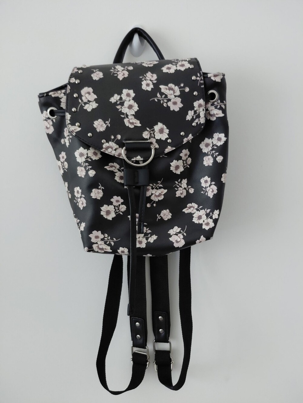 Black Floral Backpack - Women's Casual Mini Floral Print Bag